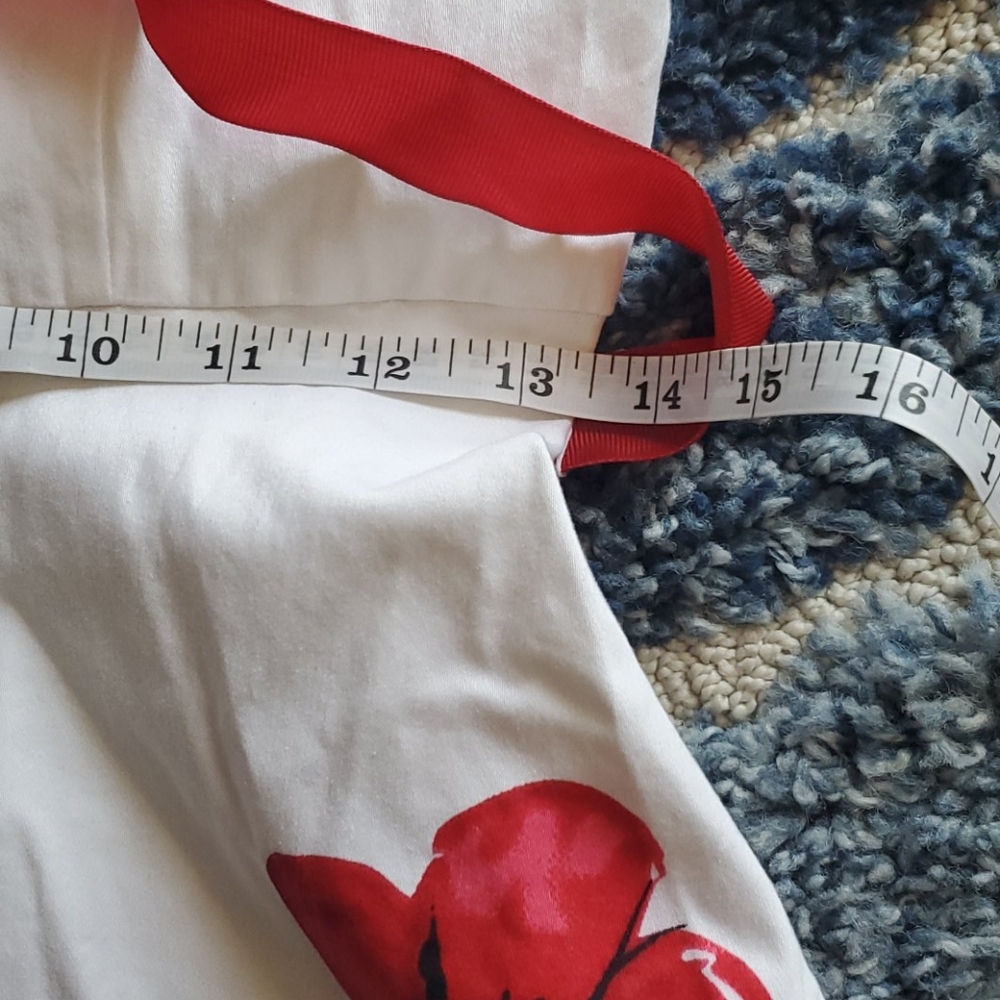 Dress - Picture 7 of 8
